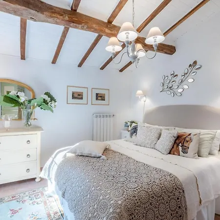 Villa Rio Delle Fate, A Fairytale Along The Stream In Vorno, Lucca Capannori